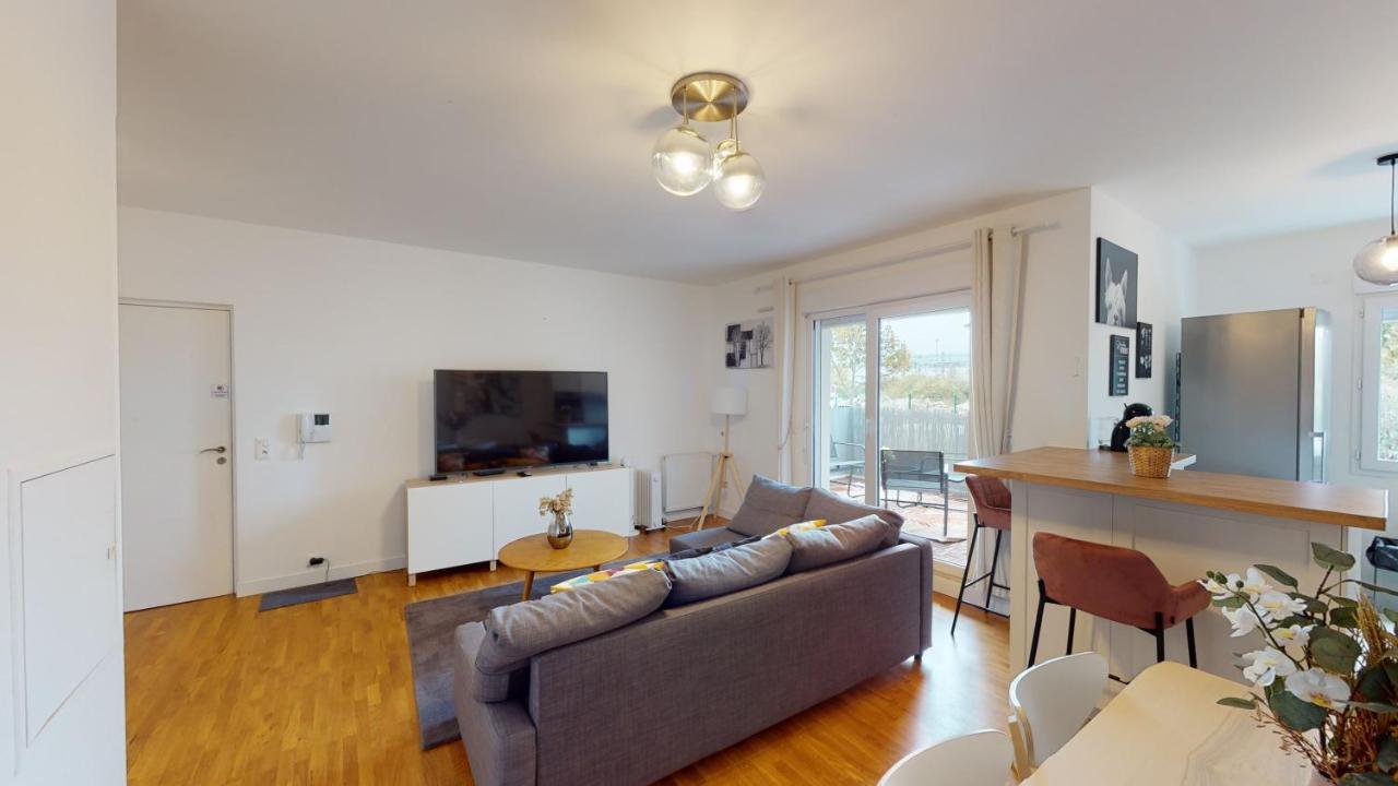 Live Like A Local Stylish 2Br With Balcony & Parking Saint-Denis (Seine-Saint-Denis) Exterior foto