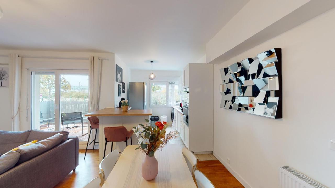 Live Like A Local Stylish 2Br With Balcony & Parking Saint-Denis (Seine-Saint-Denis) Exterior foto