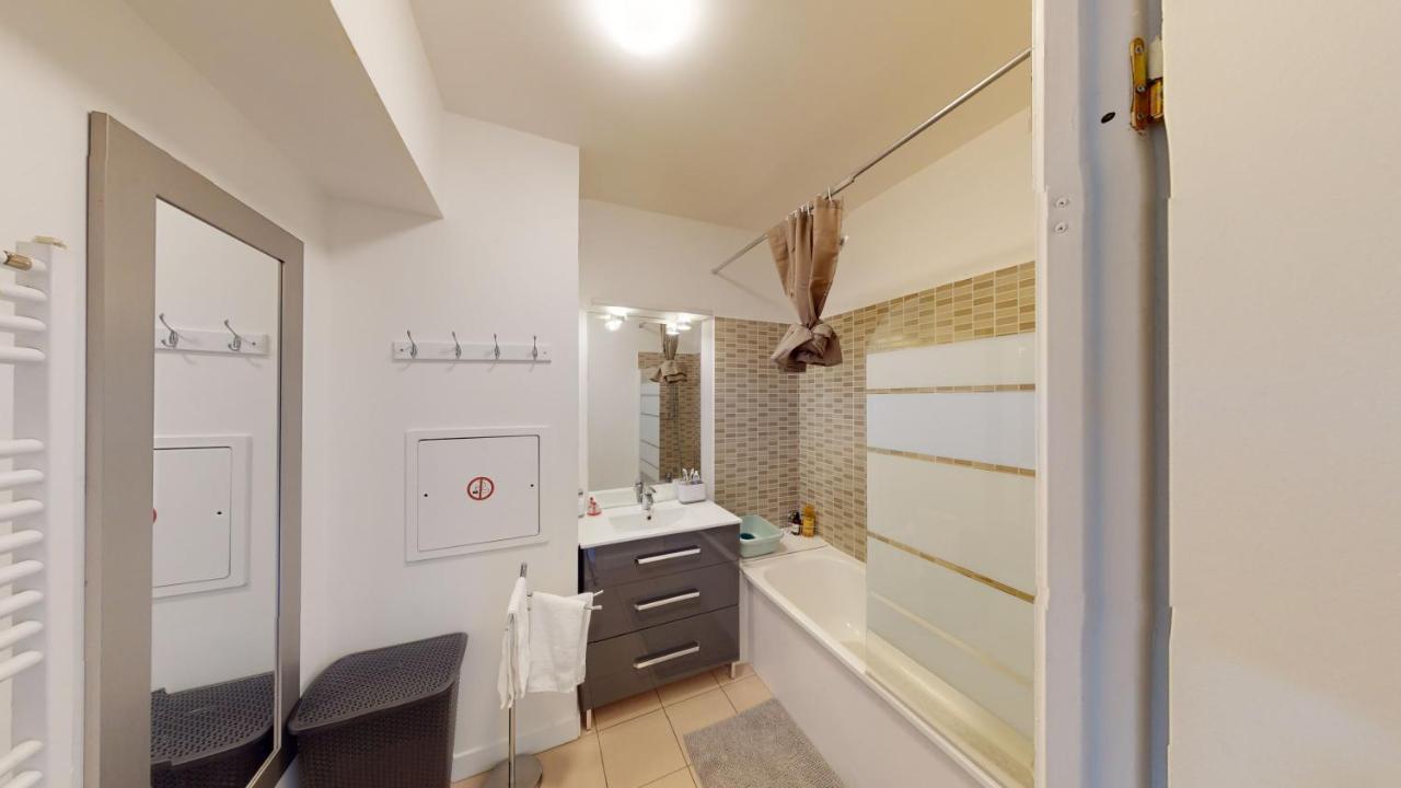 Live Like A Local Stylish 2Br With Balcony & Parking Saint-Denis (Seine-Saint-Denis) Exterior foto